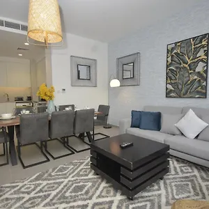 شقة Bnbme - Urbana I - Emaar South, دبي